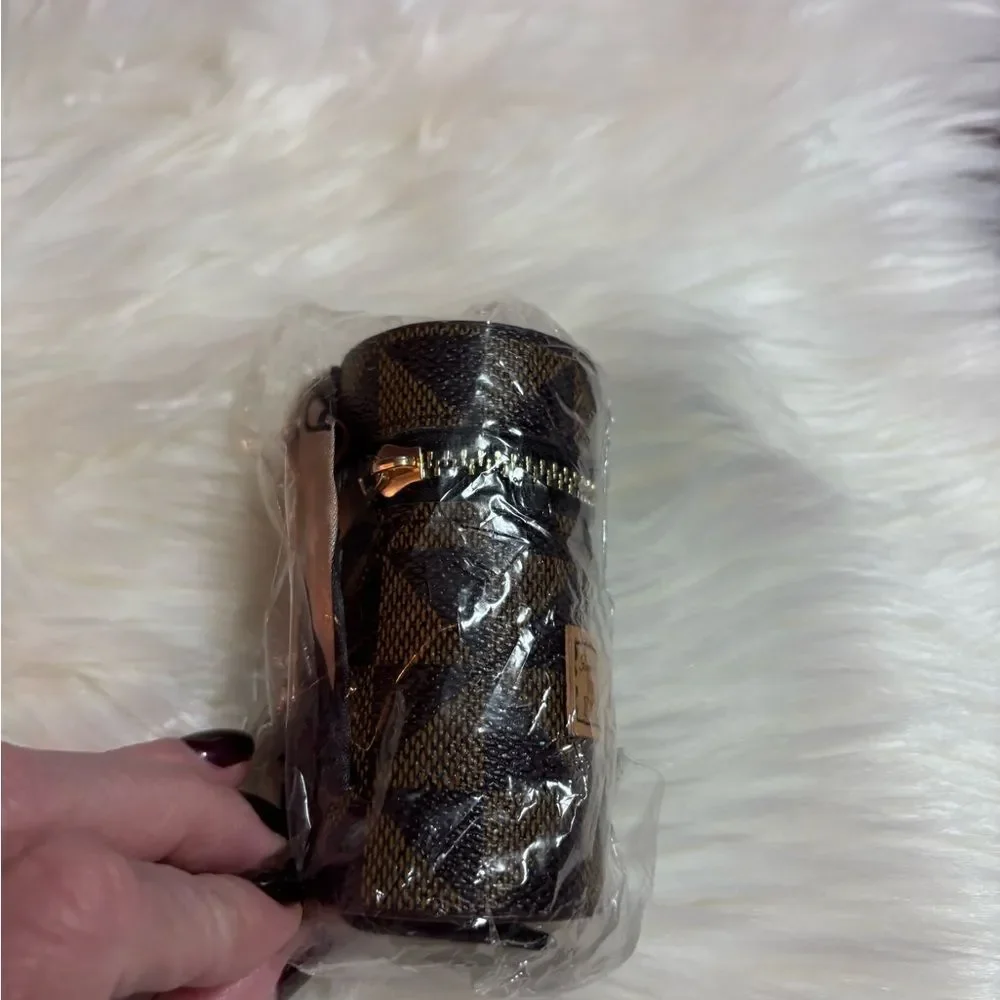 Brown Patterned Cylinder Key and Coin Holder